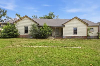 1626 Kennedy Street, Bonham TX 75418