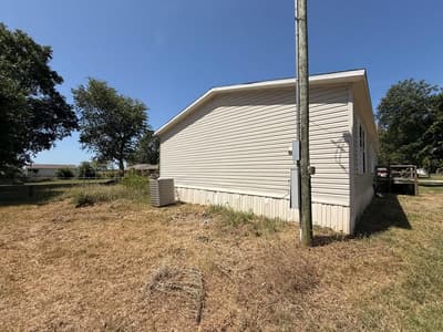 90 2nd Street, Honey Grove TX 75446 - Photo 4