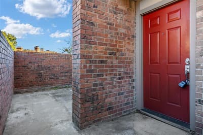 18240 Midway Road # 402, Dallas TX 75287 - Photo 2
