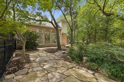 4904 Rockcreek Lane, Plano TX 75024 - Photo 2