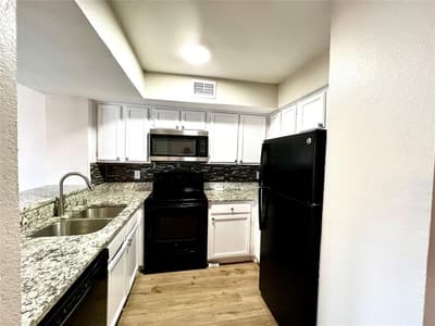 9807 Walnut Street # 201, Dallas TX 75243 - Photo 4