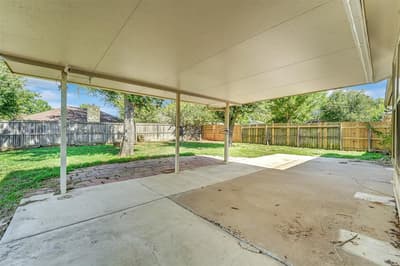 5811 Woodsetter Lane, Arlington TX 76017 - Photo 3