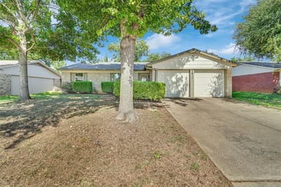 5811 Woodsetter Lane, Arlington TX 76017