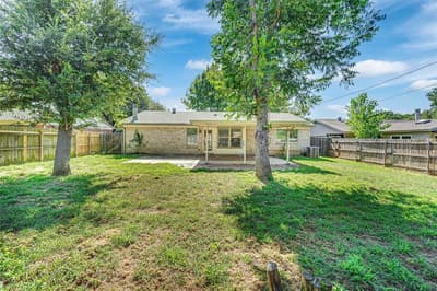 5811 Woodsetter Lane, Arlington TX 76017 - Photo 4