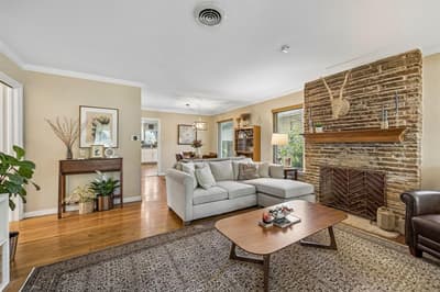 809 Brookhurst Drive, Dallas TX 75218 - Photo 4