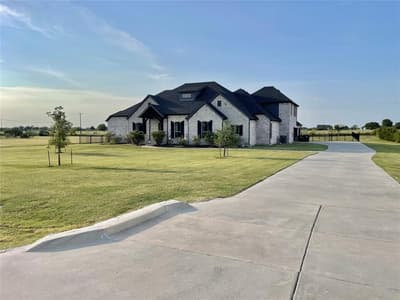 4223 Waterstone Estates Drive, McKinney TX 75071 - Photo 2