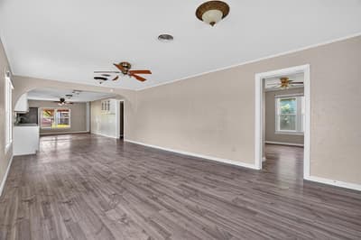 320 & 316 N 2nd Street, Jacksboro TX 76458 - Photo 5
