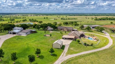 303 Private Road 3365, Boyd TX 76023 - Photo 3