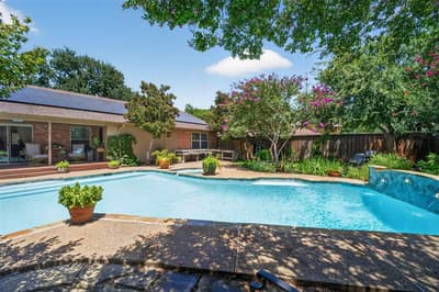 1810 S Crest, Carrollton TX 75006 - Photo 2