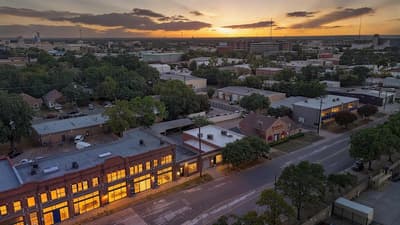 4212 Main Street, Dallas TX 75226