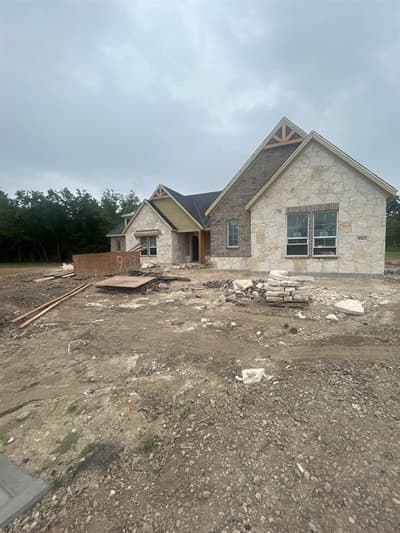 903 Carswell Court, Van Alstyne TX 75495