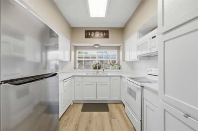 3550 Country Square Drive # 505, Carrollton TX 75006 - Photo 4