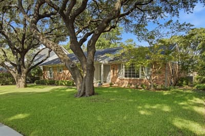 939 Blue Lake Circle, Richardson TX 75080 - Photo 2