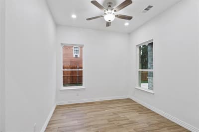 4112 Balch Drive, Dallas TX 75216 - Photo 4