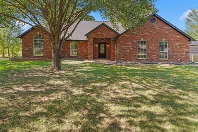 510 Oklahoma Street, Van TX 75790