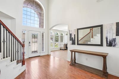 6940 Chapelridge Drive, Dallas TX 75249 - Photo 4