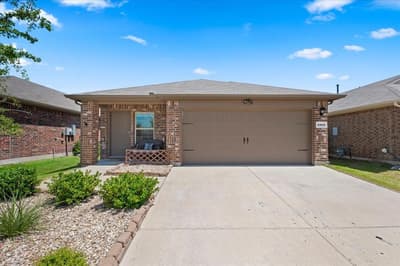 2560 Russell Street, Crandall TX 75114