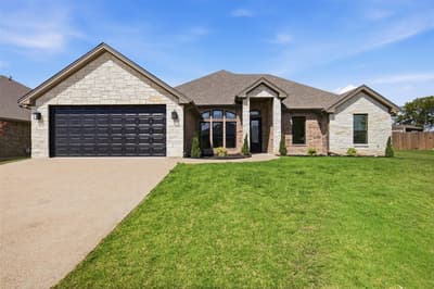 905 Cumberland Street, McGregor TX 76657