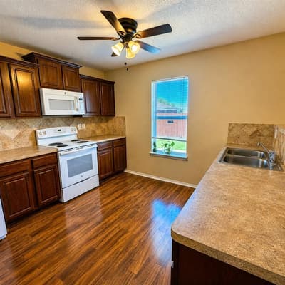2003 Firefly Circle, Bellmead TX 76705 - Photo 2