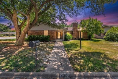2903 Melmar Park Street, Commerce TX 75428