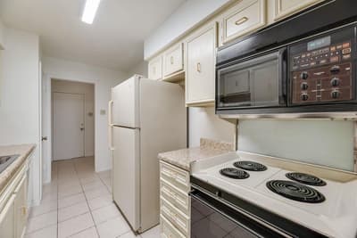1508 Britainway Lane, Dallas TX 75228 - Photo 3