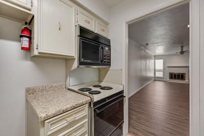 1508 Britainway Lane, Dallas TX 75228 - Photo 5