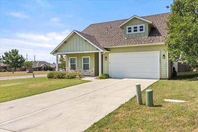 3805 Sage Court, Granbury TX 76048 - Photo 2