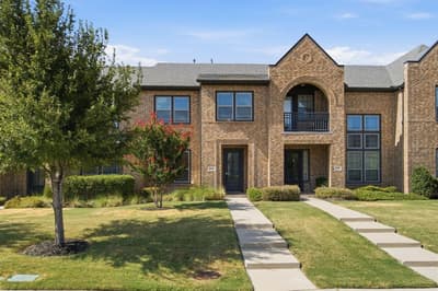 2221 Lasso Lane, Carrollton TX 75010 - Photo 2