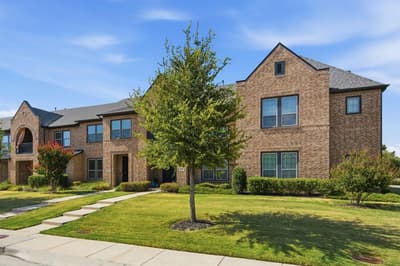 2221 Lasso Lane, Carrollton TX 75010 - Photo 3