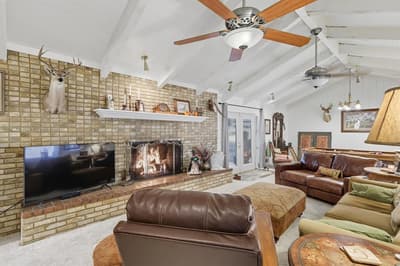 300 E Main Street, Whitesboro TX 76273 - Photo 5