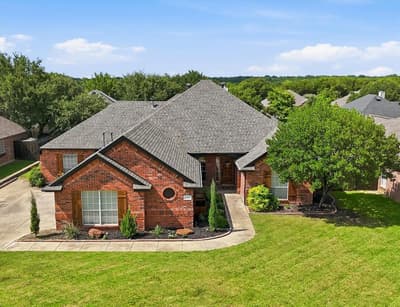 115 Honeysuckle Drive, Justin TX 76247