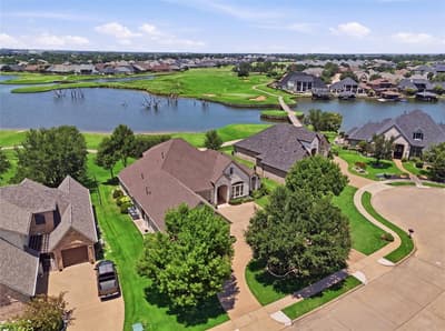 2703 Waters Edge Drive, Granbury TX 76048 - Photo 3