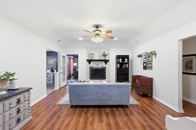 3811 Helmsford Drive, Arlington TX 76016 - Photo 5