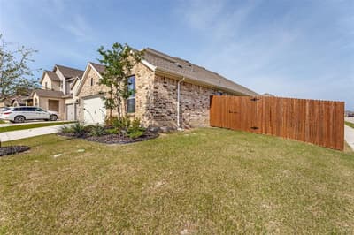 5933 Lovills Creek Street, Fort Worth TX 76179 - Photo 4