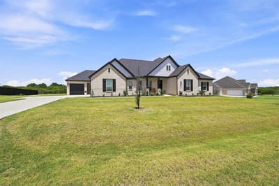 341 Wagon Trail, Waxahachie TX 75165
