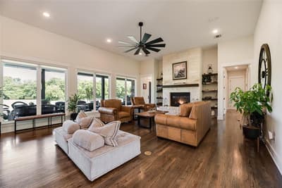 160 N Falling Leaves Drive N, Waxahachie TX 75167 - Photo 5