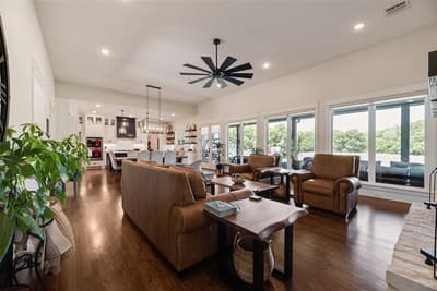 160 N Falling Leaves Drive N, Waxahachie TX 75167 - Photo 4