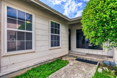 1017 Hoke Smith Drive, Dallas TX 75224 - Photo 3