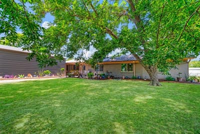 1723 FARM ROAD 2121, Paris TX 75462