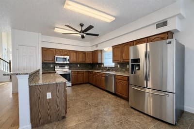 7904 Ember Oaks Drive, North Richland Hills TX 76182 - Photo 5