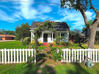 301 S Main Street, Crandall TX 75114