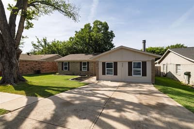 6300 Sunnybrook Drive, Watauga TX 76148 - Photo 2