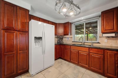 2508 Mardell Drive, Arlington TX 76016 - Photo 2