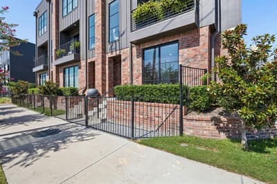 737 N Zang Boulevard # 103, Dallas TX 75208 - Photo 2