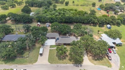 902 Greenbriar Drive, Joshua TX 76058 - Photo 3