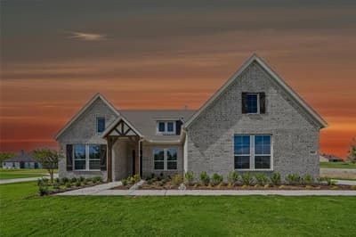 701 Water Side Drive, Van Alstyne TX 75495
