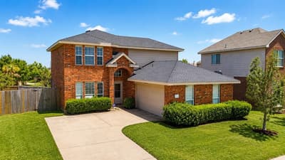 812 Cayotillo Street, Lancaster TX 75146
