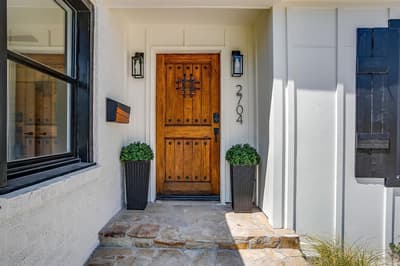 2704 W Biddison Street, Fort Worth TX 76109 - Photo 2