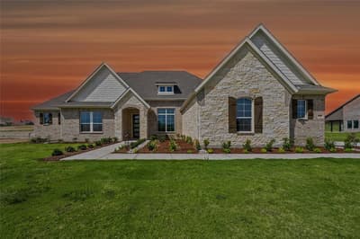 705 Water Side Drive, Van Alstyne TX 75495