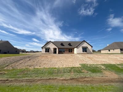 703 Water Side Drive, Van Alstyne TX 75495